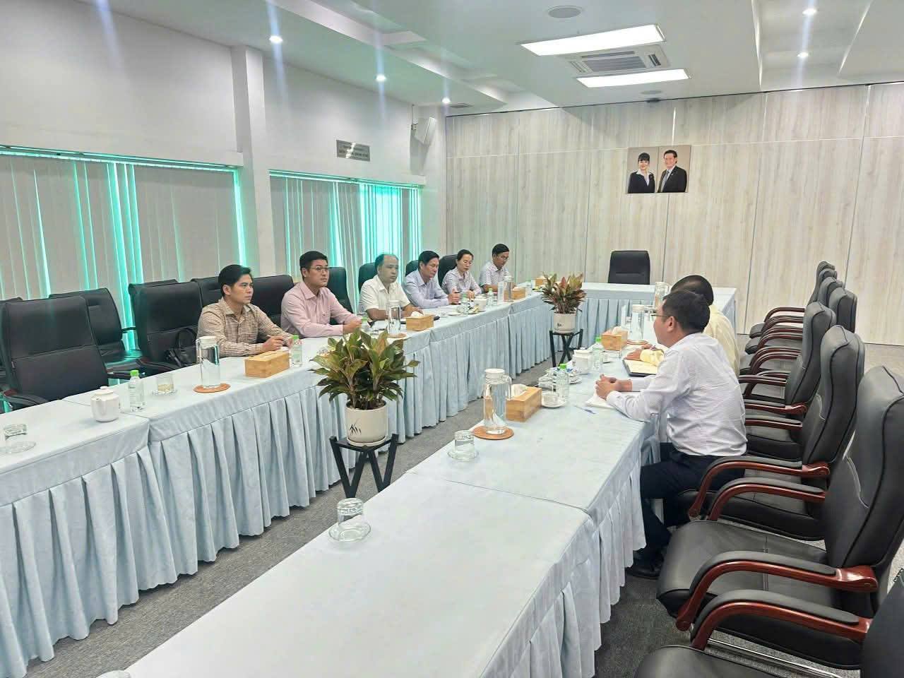 Xã An Ninh làm việc với Công ty Cổ phần Khu Công nghiệp Thành Thành Công