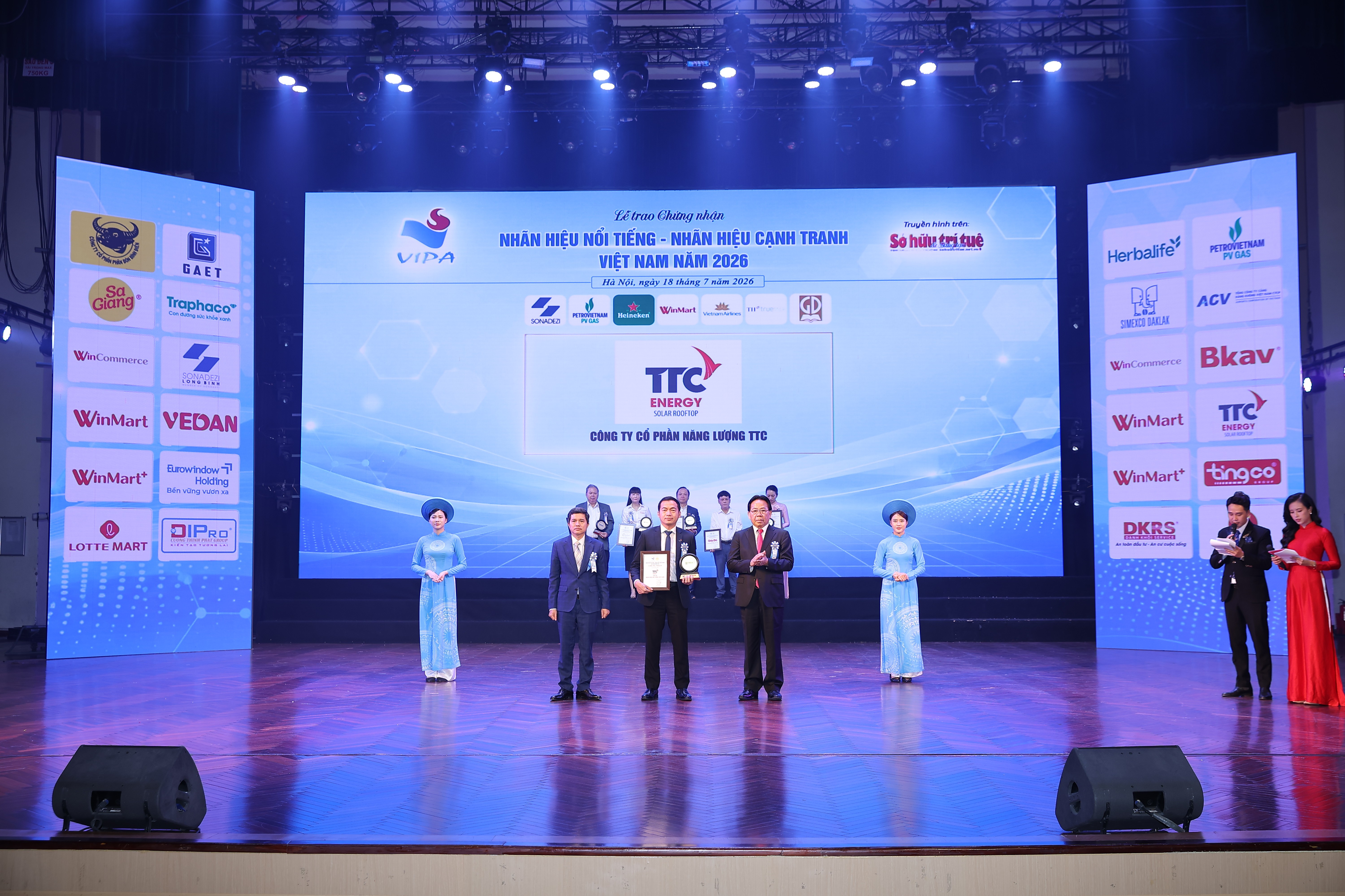 TTC Energy honored as one of the Top 50 Famous Brands in Vietnam 2026 - affirming its position as a clean energy brand
