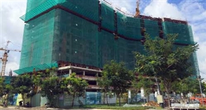 Cất nóc tháp Nam Luxury Home vượt tiến độ