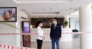Hội Doanh nhân trẻ Việt Nam, Tập đoàn TTC, Sacombank tiếp sức cho hơn 100 y bác sĩ