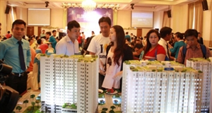 Bất động sản Sài Gòn đua nhau “săn” khách Hà Nội