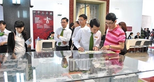 Chuyên gia : Cần thêm nhiều gói 30.000 tỉ khác
