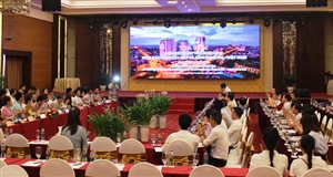 Nghệ An “hút” du khách Lào bằng giá ưu đãi đặc biệt