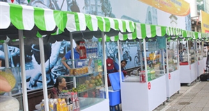 Khai trương phố bán hàng rong đầu tiên của TP. Hồ Chí Minh