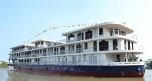 Tàu du lịch 5 sao đầu tiên hoạt động trên sông Mê Kông