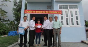 Bien Hoa – Ninh Hoa Sugar company presented house for employees