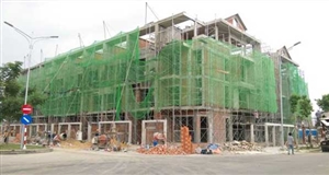 More than 200 land use rights certificates of Jamona Golden Silk project are ready to give customers