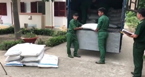 Liên tiếp bắt các vụ vận chuyển hàng lậu qua biên giới