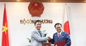 Việt Nam - Nhật Bản tăng hợp tác công thương và năng lượng