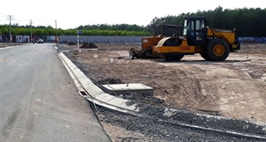 Long Thành nóng đất quanh sân bay, mua rồi để đó