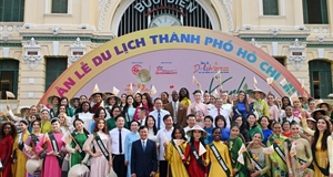 Phát động Tuần lễ Du lịch TPHCM 'Xanh trên mỗi hành trình'